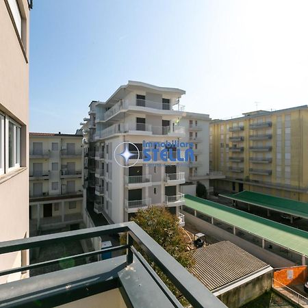 Condomino Marina Marconi Lido di Jesolo Ngoại thất bức ảnh