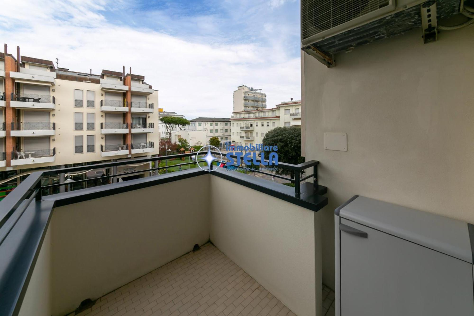 Condomino Marina Marconi Lido di Jesolo Ngoại thất bức ảnh