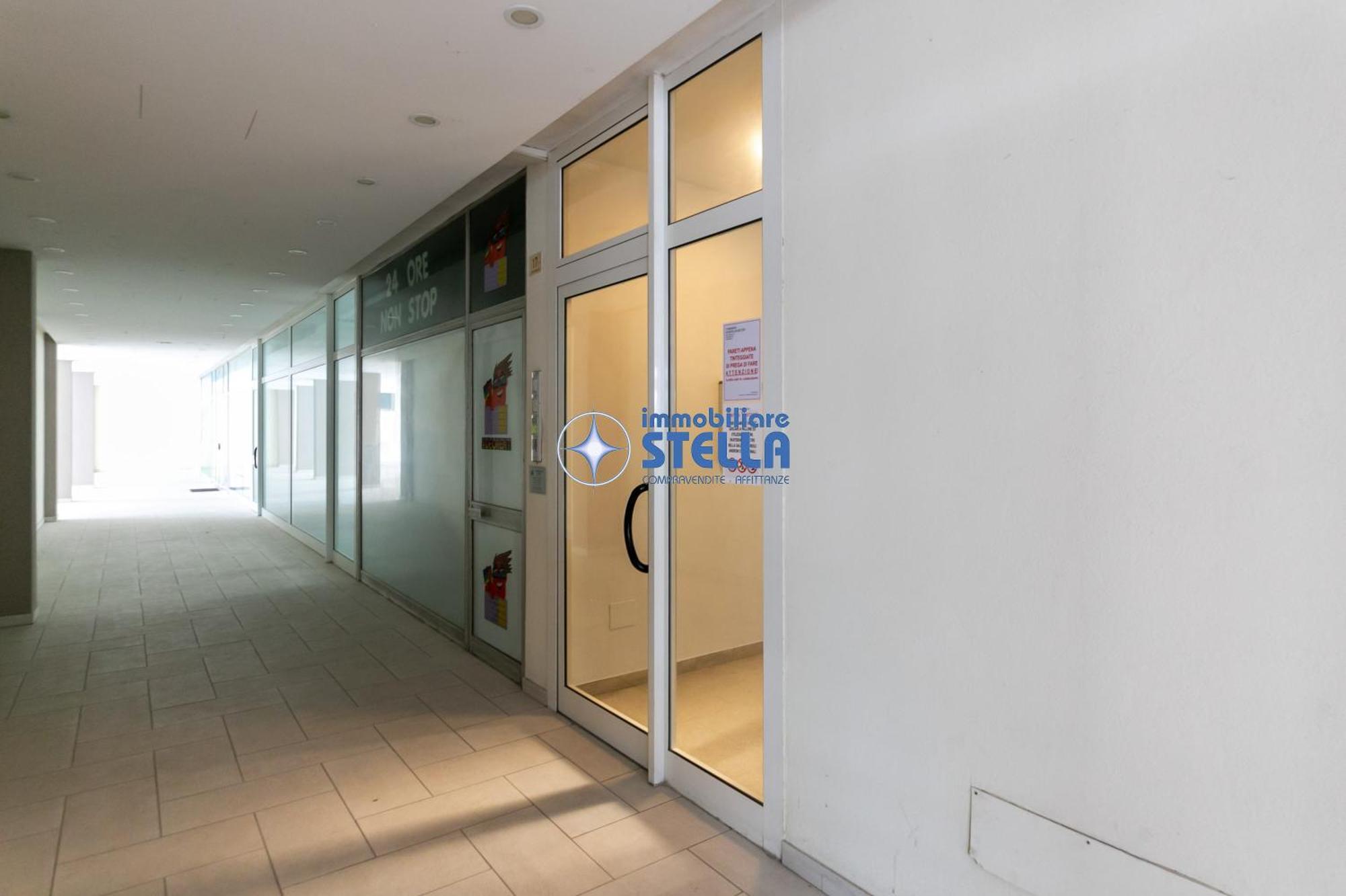 Condomino Marina Marconi Lido di Jesolo Ngoại thất bức ảnh